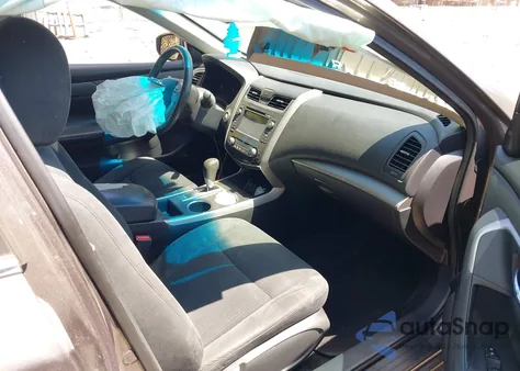 2015 Nissan Altima 2.5 Sv из США, поврежденный, VIN 1N4AL3AP7FC457751